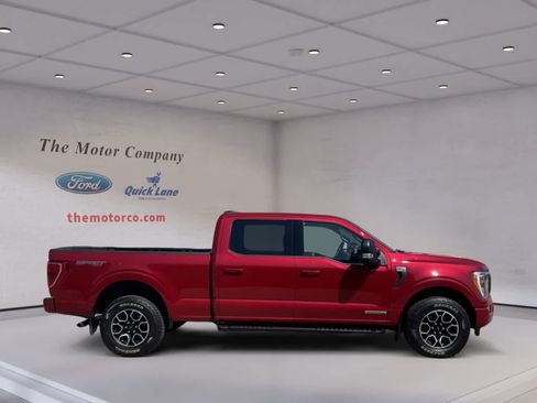 Certified 2021 Ford F150 XLT w/ Equipment Group 302A High AWD/4WD image 4