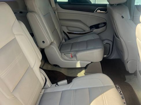 Used 2016 GMC Yukon Denali w/ Open Road Package AWD/4WD image 13