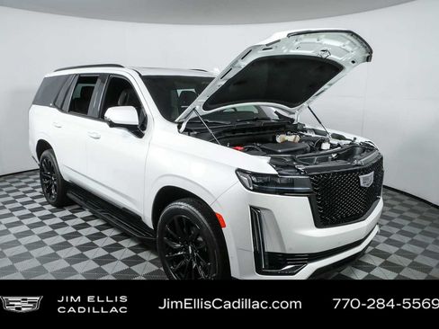 Used 2024 Cadillac Escalade Sport w/ LPO, ONYX Package AWD/4WD image 38