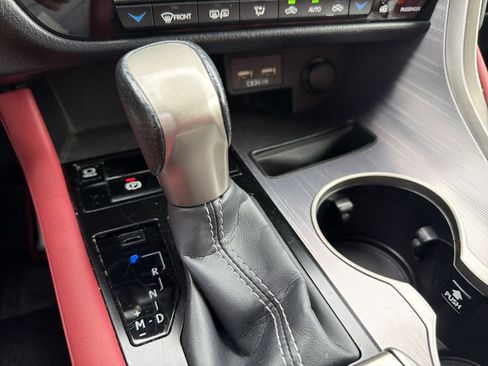 Used 2020 Lexus RX 350 F Sport w/ Accessory Package AWD/4WD image 34