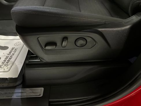 Used 2023 GMC Sierra 1500 Elevation image 12