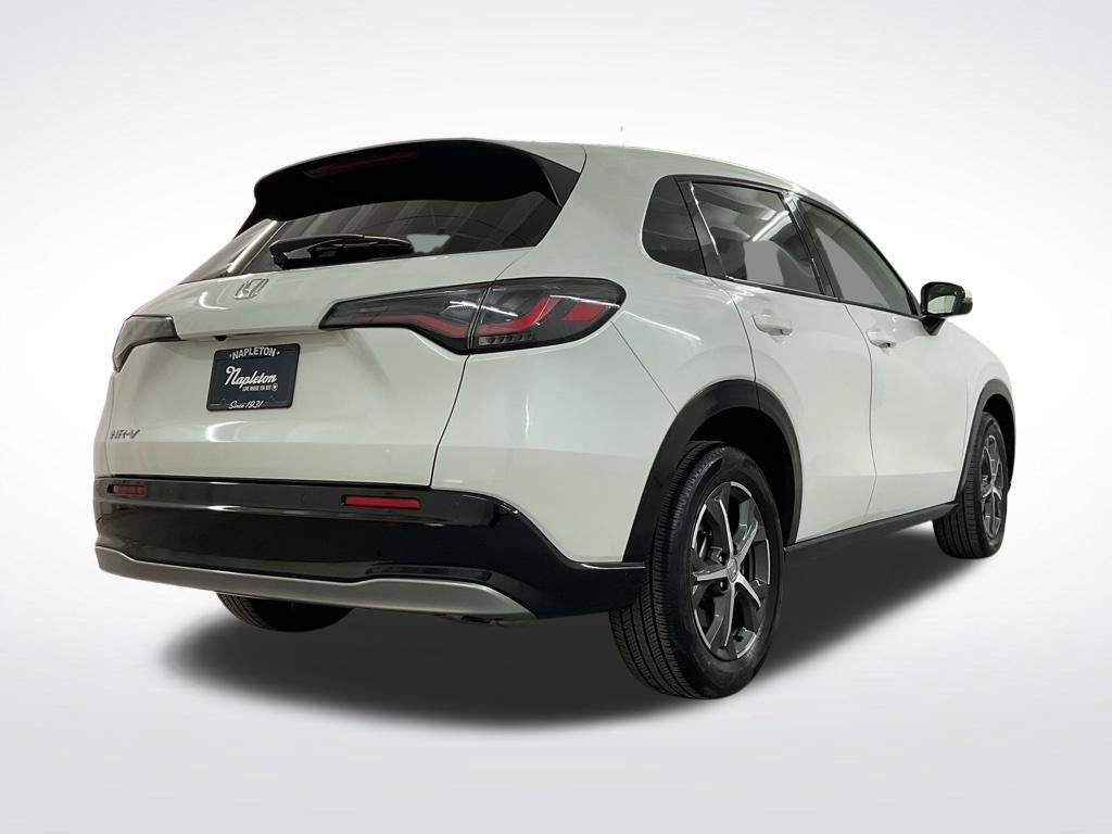 Used 2024 Honda HR-V EX-L image 3