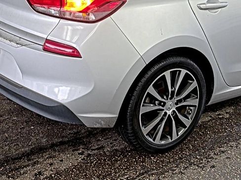 Used 2018 Hyundai Elantra GT w/ Style Package 02 FWD image 27