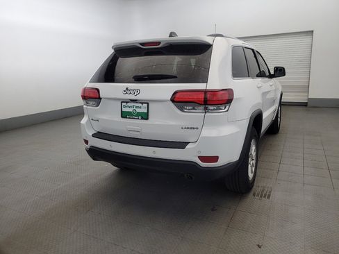 Used 2020 Jeep Grand Cherokee Laredo AWD/4WD image 7