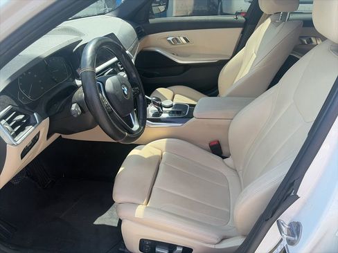 Used 2021 BMW 330i Sedan w/ Convenience Package RWD image 13
