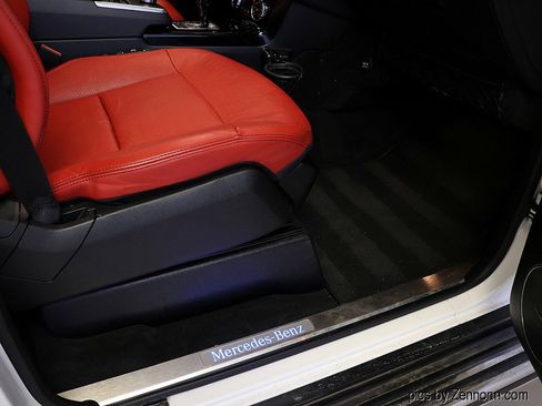 Used 2017 Mercedes-Benz G 550 G 550 image 36