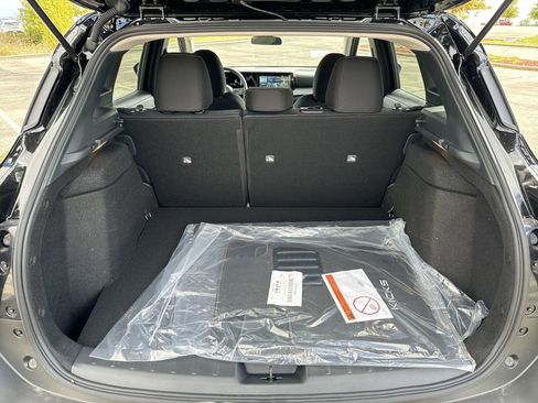 New 2025 Nissan Kicks SV w/ SV Premium Package image 34