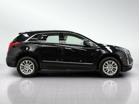 Used 2019 Cadillac XT5 AWD image 6
