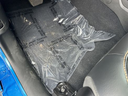 Used 2025 Jeep Gladiator Sport image 17