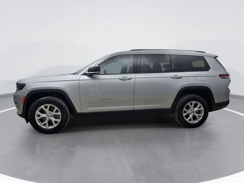 Used 2022 Jeep Grand Cherokee L Limited RWD image 9
