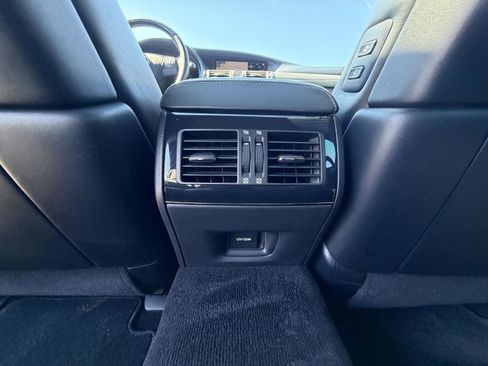 Used 2015 Lexus LS 460 AWD w/ F Sport Package image 27