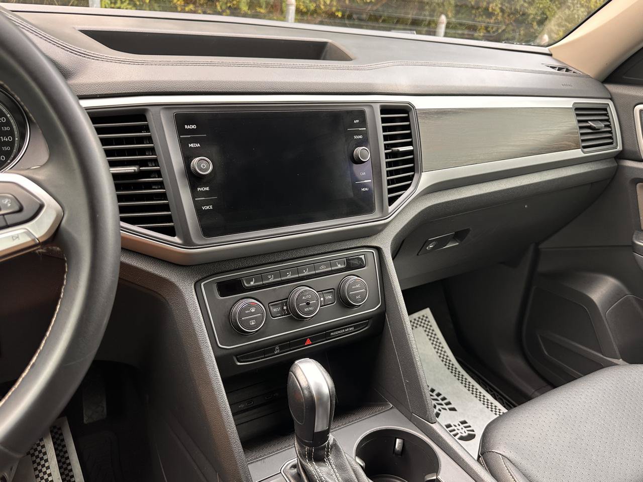 Used 2021 Volkswagen Atlas SE AWD/4WD image 36