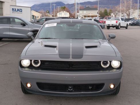 Used 2023 Dodge Challenger SXT w/ Plus Package image 12