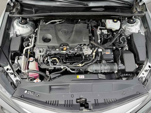 Used 2022 Toyota Camry XSE w/ Navigation Upgrade Package FWD image 10
