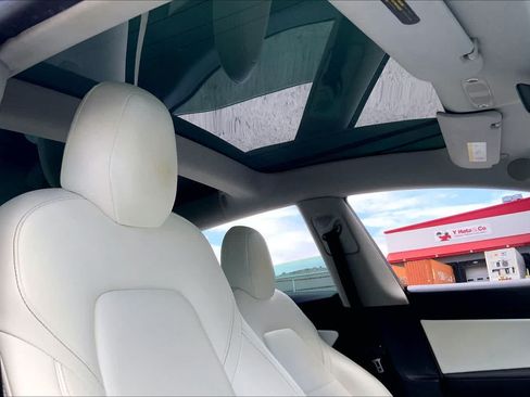 Used 2020 Tesla Model 3 Long Range AWD/4WD image 30