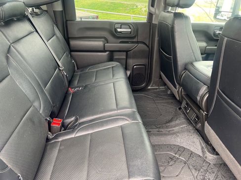 Used 2024 Chevrolet Silverado 2500 Custom w/ Custom Value Package image 33