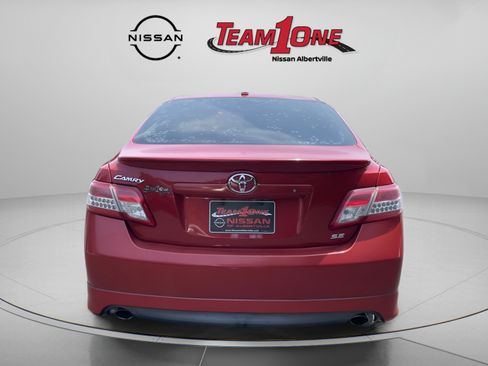 Used 2011 Toyota Camry SE w/ SE Extra-Value Pkg #1 FWD image 6