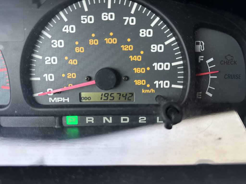 Used 2002 Toyota 4Runner SR5 RWD image 13