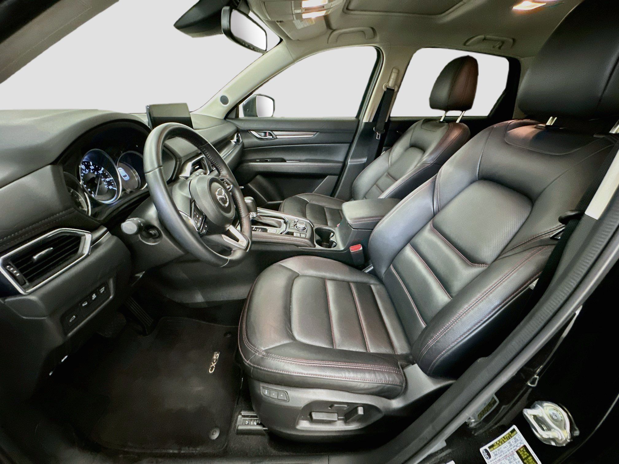 Used 2025 MAZDA CX-5 Carbon Edition AWD/4WD image 13