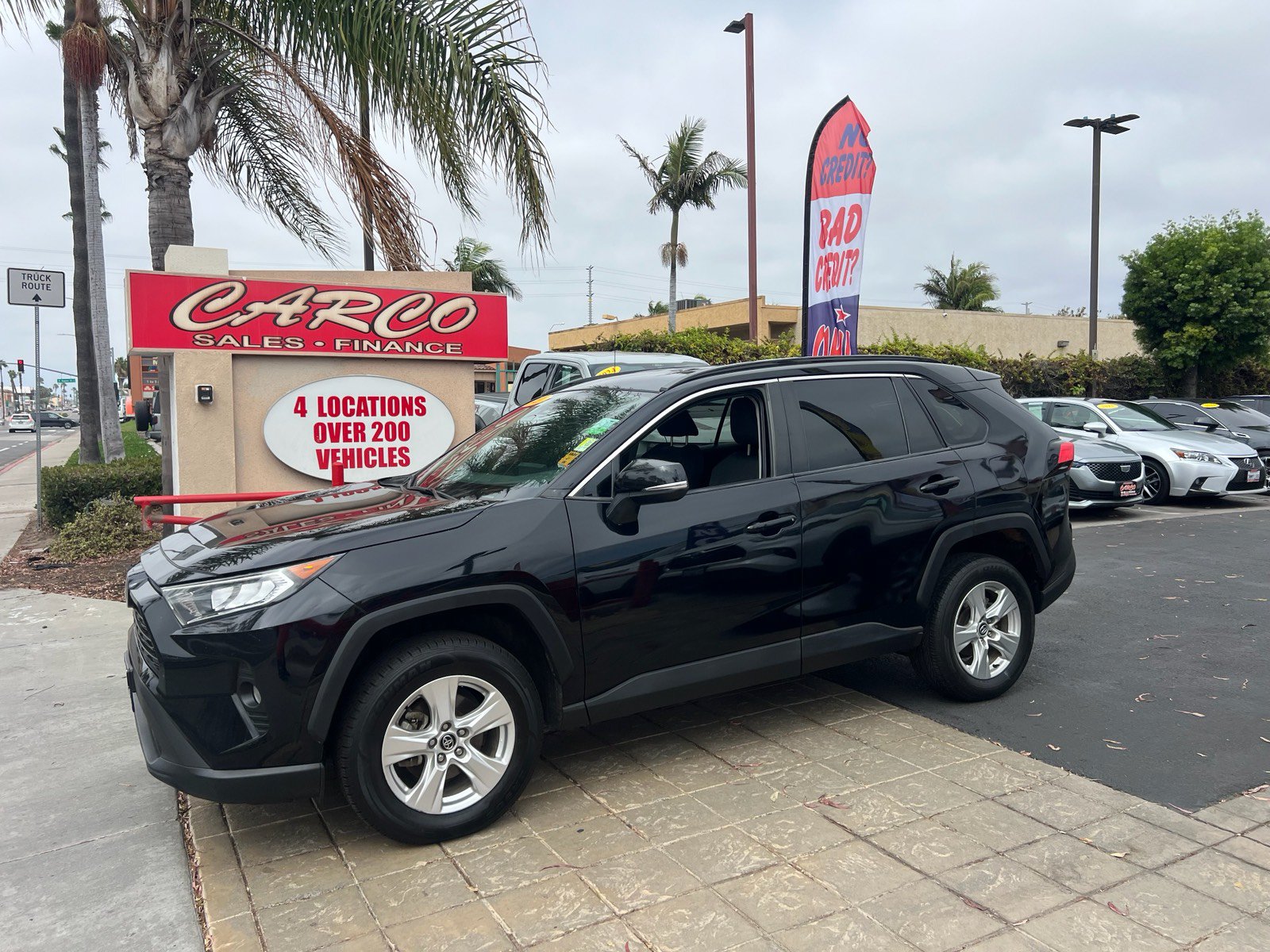 Used 2021 Toyota RAV4 XLE FWD image 5
