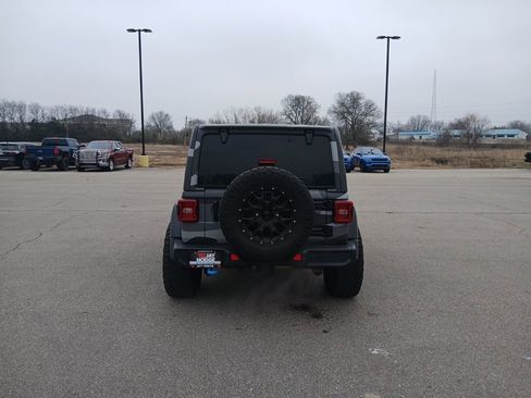 Used 2023 Jeep Wrangler Unlimited Sahara w/ Cold Weather Group image 6