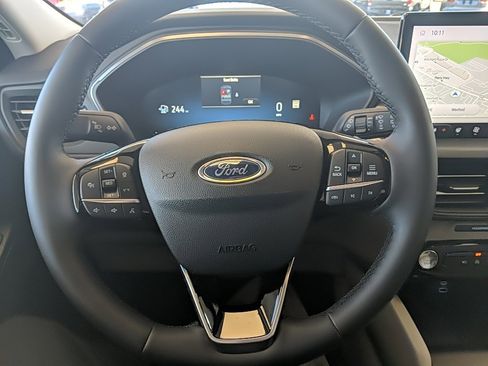 Certified 2023 Ford Escape Active w/ Tech Pack #2 image 13