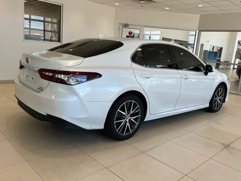 Used 2023 Toyota Camry XLE w/ Protection Package (Q2) (TMS) FWD image 6