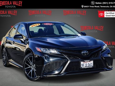 Certified 2023 Toyota Camry SE image 1