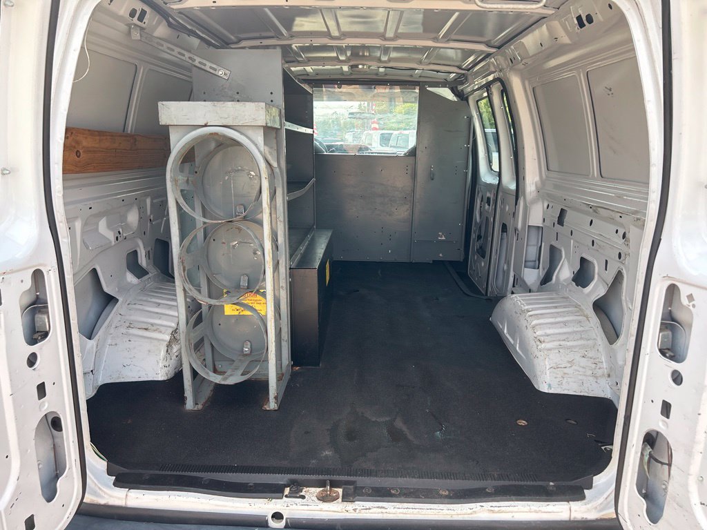 Used 2010 Ford E-250 and Econoline 250 RWD image 12