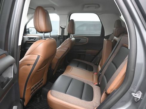 Certified 2025 Ford Bronco Sport Outer Banks w/ Outer Banks Tech Package+ AWD/4WD image 2