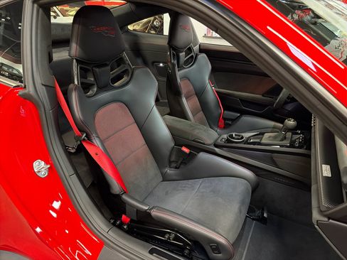Used 2024 Porsche 911 GT3 RS image 32