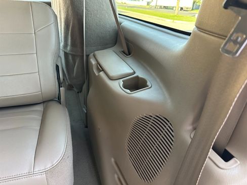 Used 2005 Ford Excursion Limited image 39