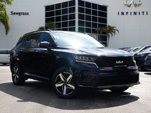 Used 2023 Kia Sorento S FWD image 1