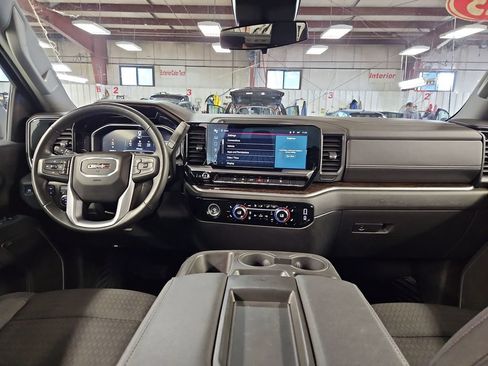 Certified 2023 GMC Sierra 1500 Elevation w/ X31 Off-Road Package AWD/4WD image 18