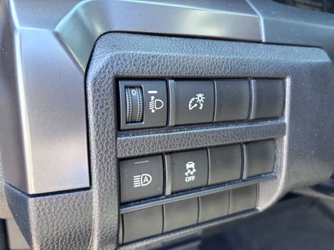 Used 2025 Toyota Tacoma TRD Sport RWD image 16