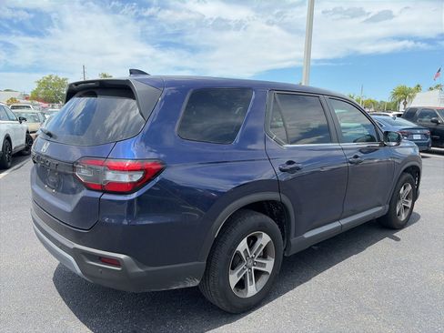 Used 2023 Honda Pilot EX-L image 7