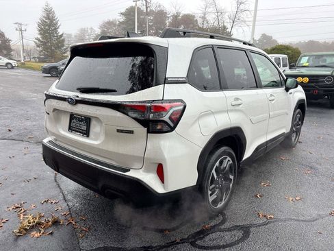 Certified 2025 Subaru Forester Premium image 3