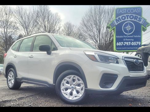 Used 2021 Subaru Forester image 1