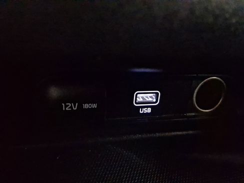 Used 2021 Kia Seltos S FWD image 31