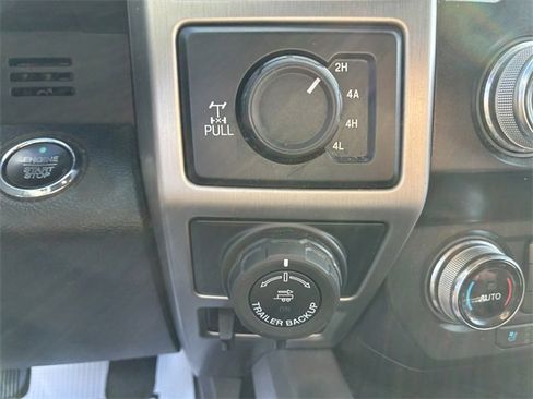 Used 2019 Ford F150 Platinum w/ Equipment Group 701A Luxury image 29