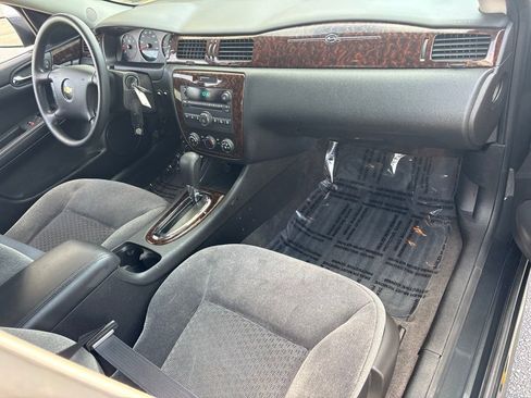 Used 2016 Chevrolet Impala Limited LS FWD image 29