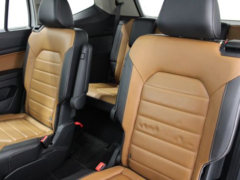 Used 2018 Volkswagen Atlas SEL Premium AWD/4WD image 20