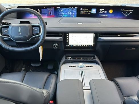 New 2025 Lincoln Navigator Reserve w/ Jet Appearance Package image 19