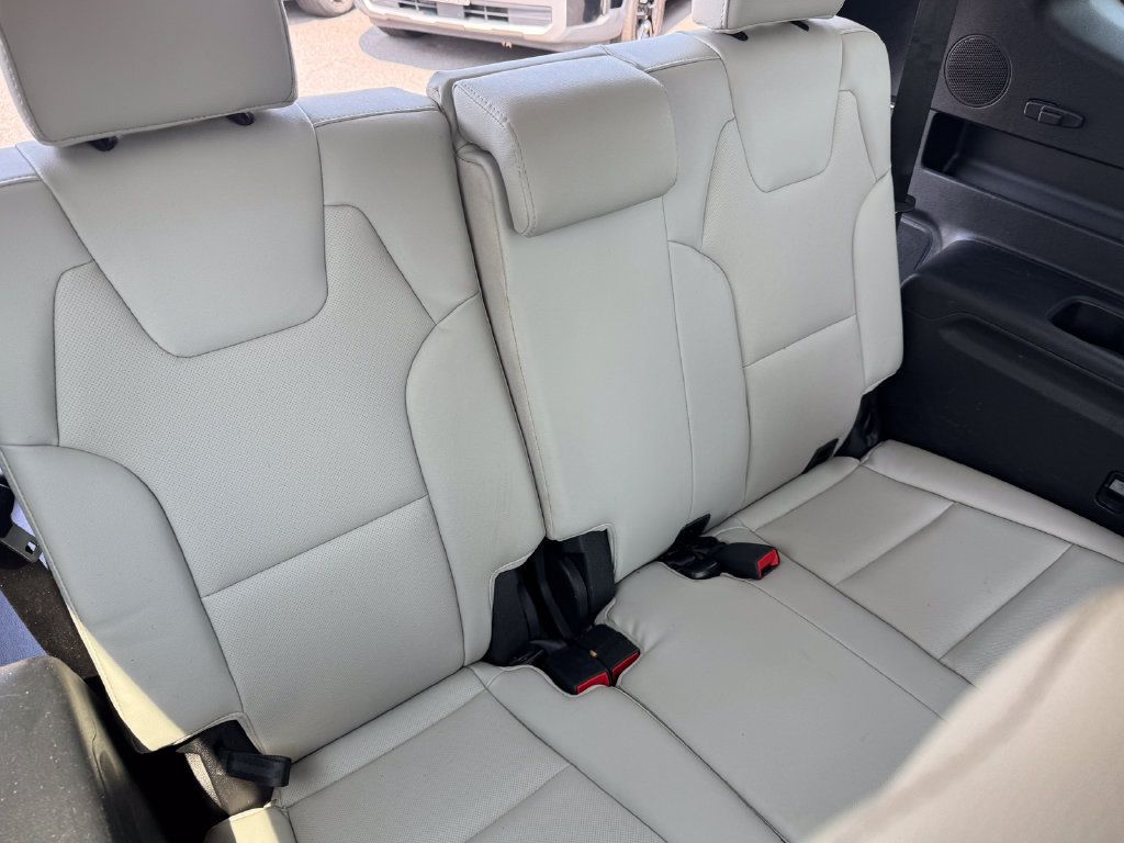 Used 2024 Kia Telluride SX AWD/4WD image 34