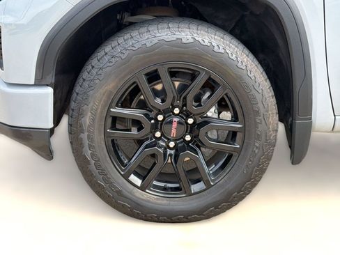 Used 2024 GMC Sierra 1500 Elevation AWD/4WD image 13