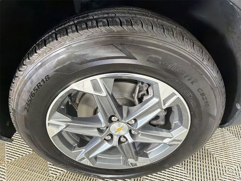 Used 2023 Chevrolet Blazer LT image 12