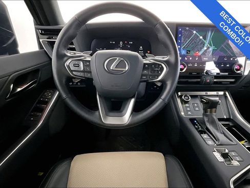 Used 2024 Lexus GX 550 image 8