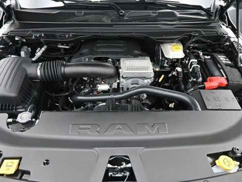New 2026 RAM 1500 4x4 Crew Cab image 22