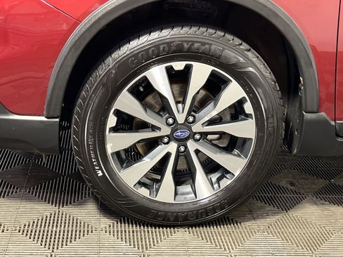 Used 2015 Subaru Outback 2.5i Limited AWD/4WD image 13