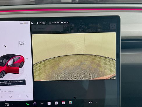 Used 2024 Tesla Model 3 Performance image 22